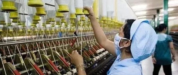 “勞動密集型企業(yè)是如何通過自動化技術(shù)實(shí)現(xiàn)數(shù)字化生產(chǎn)的？”